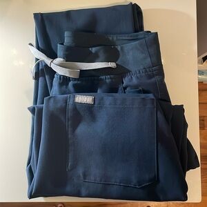 FIGS Dark Harbor Scrub Set (XS) - Catarina One-Pocket / Yola Skinny 2.0